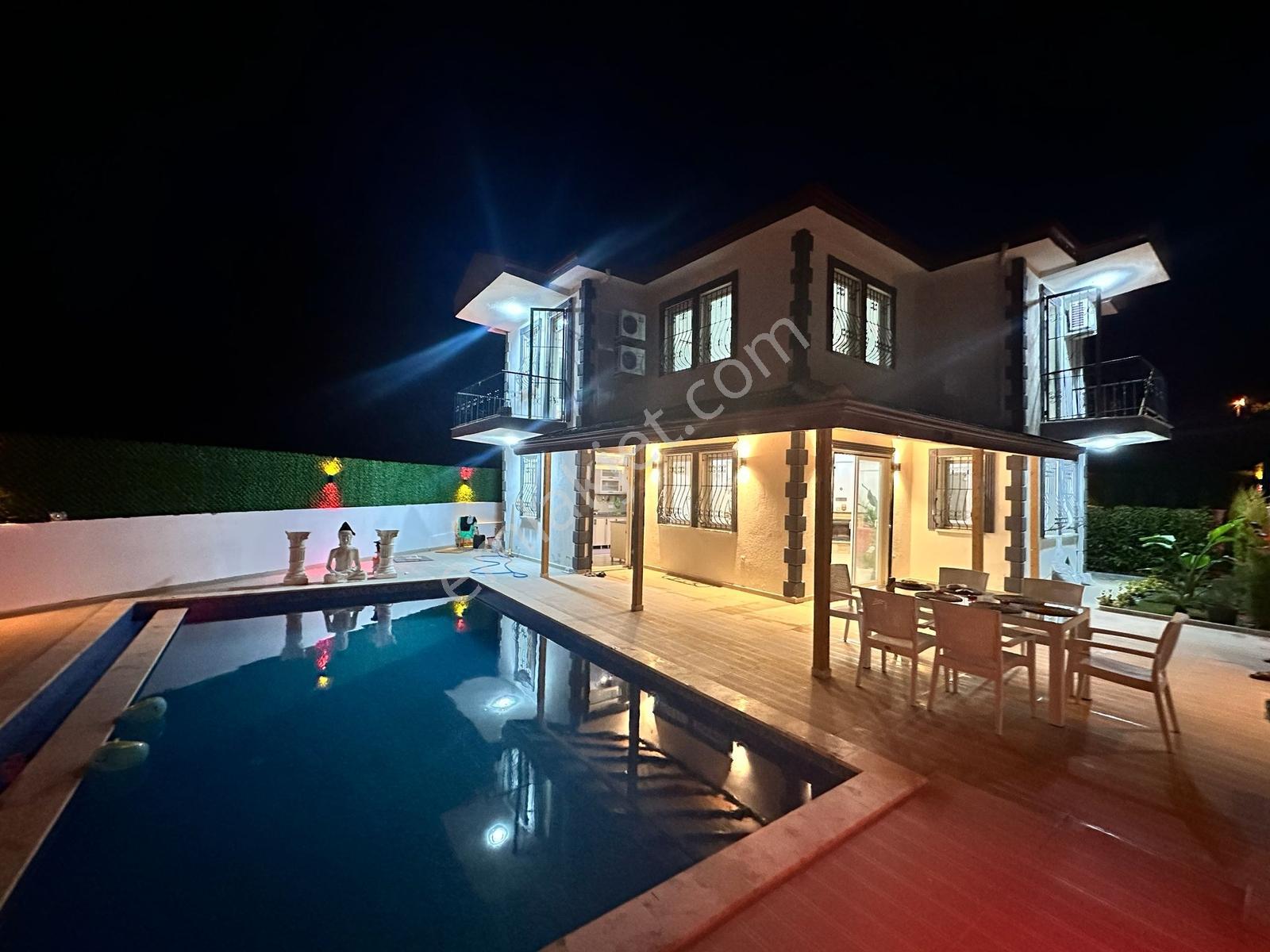 Seydikemer Döğer Mahallesinde Eşyalı Ve Havuzlu 3+1 Villa — fotoğraf 26