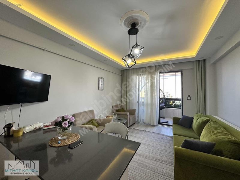 Karasu'Da Sahile Yakın Geniş Kullanımlı Full Eşyalı 1+1 Daire