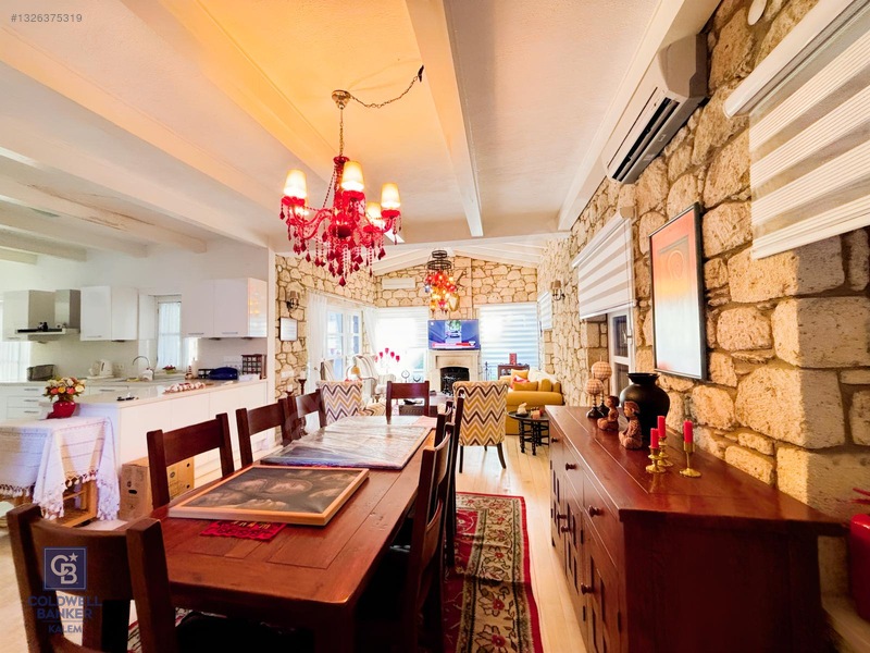 Alaçatı Hacımemişte Müstakil Havuzlu Bahçeli 3+1 Kiralık Villa — fotoğraf 4