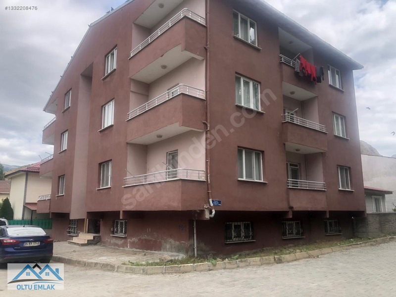 Oltu Emlak'tan, Yusuf Ziyabey Mahallesi Acil Satılık 3+1 Daire — fotoğraf 2