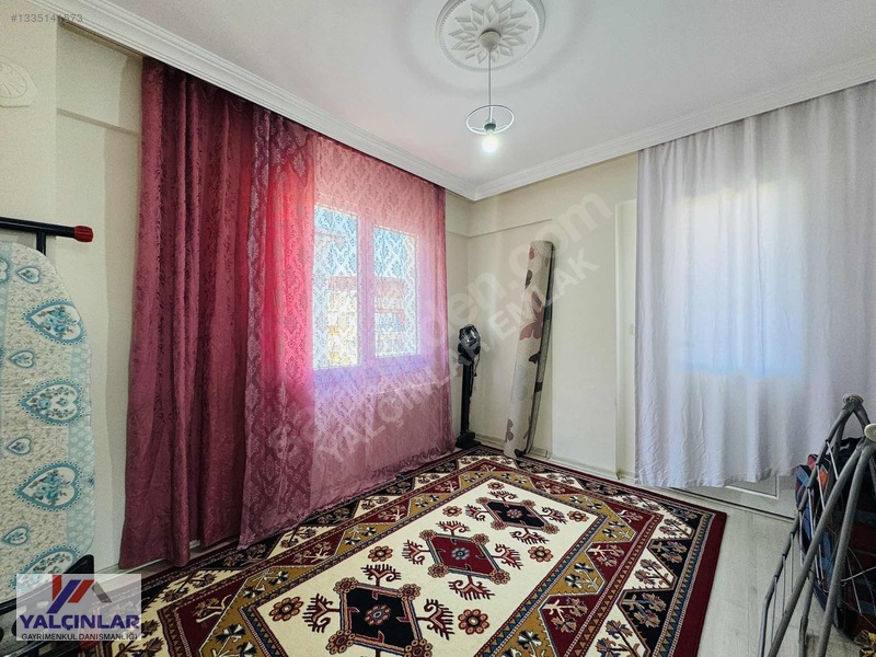 Yalçınlar'dan Muratbey'de Merkezde İzban Dibi Satılık 3+1 Daire — fotoğraf 22