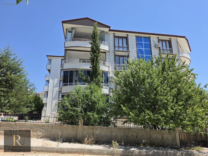(Rev)Elazığın Kalbinde 3+1 Ara Kat Daire