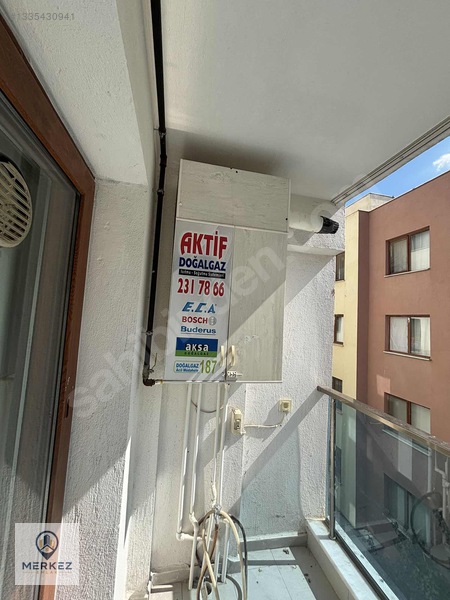 Merkez Emlak'tan Muradiye'de 2+1 Ara Kat Eşyalı Klimalı Daire — fotoğraf 8
