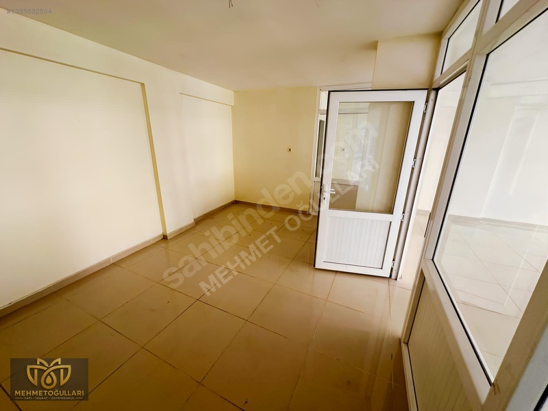 Mehmetoğullarından Selimiye Cami Yakını Köşe Başı 200 M² Dükkan — fotoğraf 4