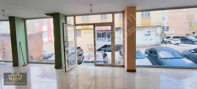 Mehmetoğullarından Selimiye Cami Yakını Köşe Başı 200 M² Dükkan — fotoğraf 5