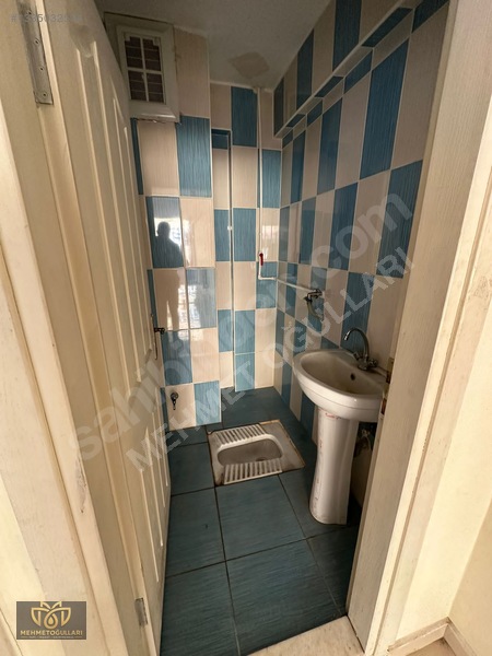 Mehmetoğullarından Selimiye Cami Yakını Köşe Başı 200 M² Dükkan — fotoğraf 9