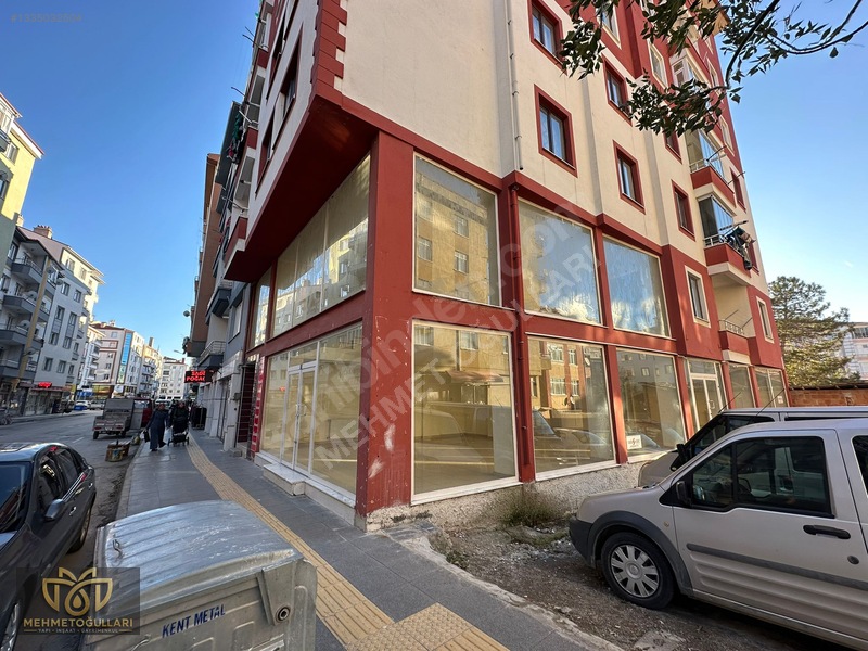 Mehmetoğullarından Selimiye Cami Yakını Köşe Başı 200 M² Dükkan — fotoğraf 12