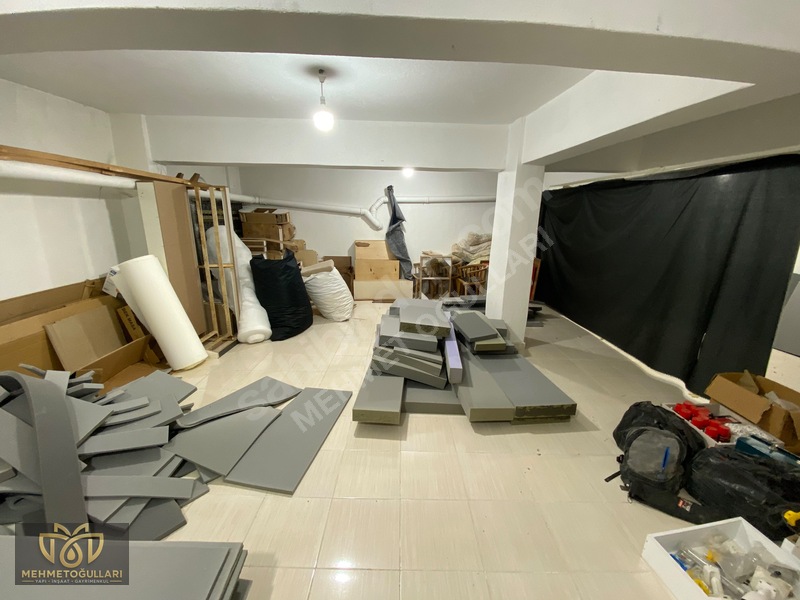 Mehmetoğullarından Selimiye Cami Yakını Köşe Başı 200 M² Dükkan — fotoğraf 15