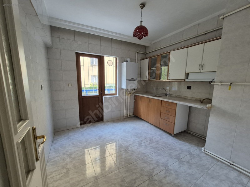 Ehlibeyt'te 3+1, Ebeveyn B., 110m², Krediye Uygun Daire