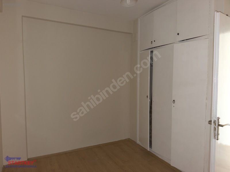 Karşıyaka'da Merkezi Konumda Kiralık 2+1 Daire — fotoğraf 17