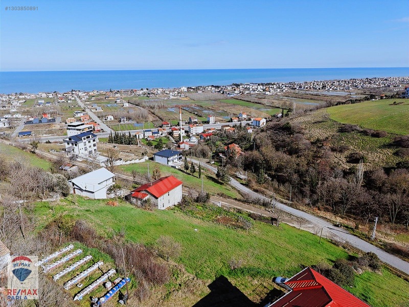 Dereköy Taşkelikte Deniz Manzaralı 466 M² Villa Arsası