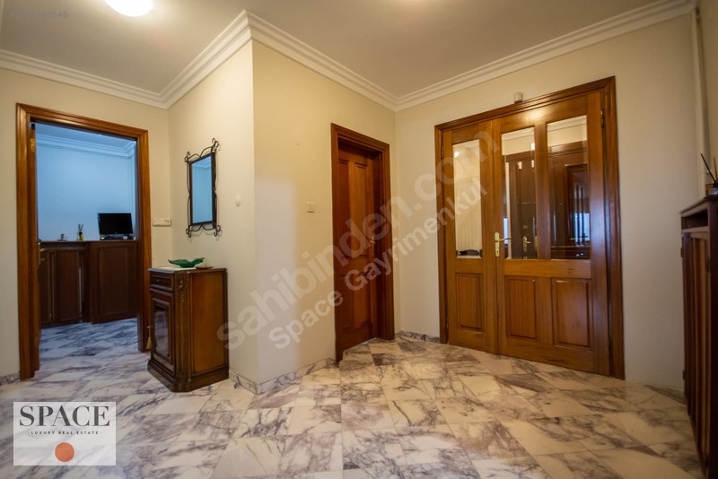 Emirgan Değirmentepe'de Boğaz Manzaralı Satılık Villa — fotoğraf 12