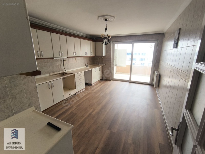 Mücahitler Mah. Ncr Karşısında Arakat 3+1 Kiralık Geniş Daire — fotoğraf 5