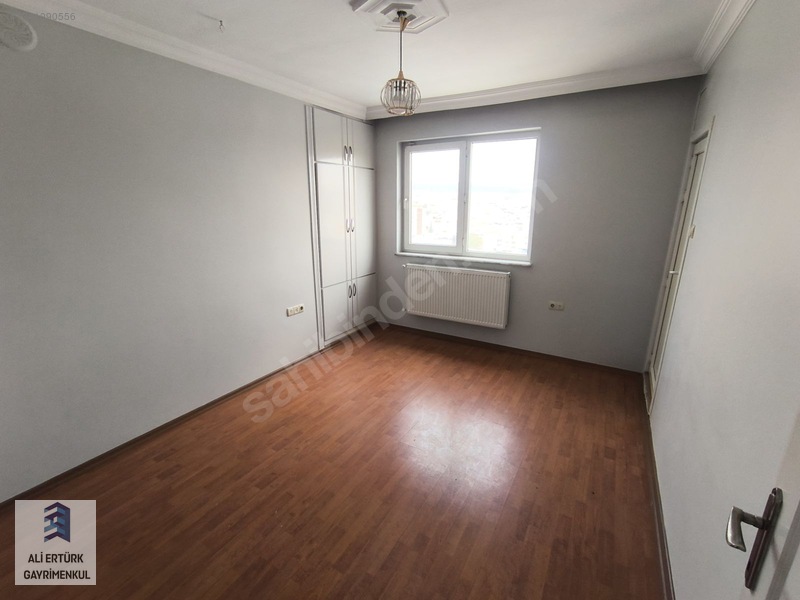 Mücahitler Mah. Ncr Karşısında Arakat 3+1 Kiralık Geniş Daire — fotoğraf 6