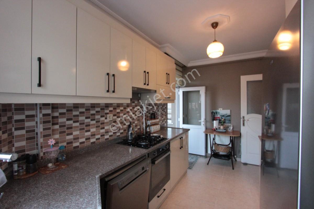 Satılık Emsali Yok !! 6+2 Asansörlü Çift Girişli Dubleks Daire — fotoğraf 6