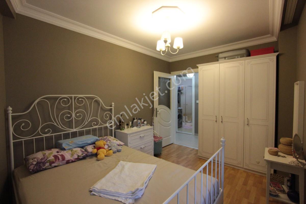 Satılık Emsali Yok !! 6+2 Asansörlü Çift Girişli Dubleks Daire — fotoğraf 14