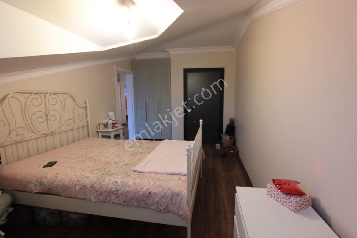 Satılık Emsali Yok !! 6+2 Asansörlü Çift Girişli Dubleks Daire — fotoğraf 25
