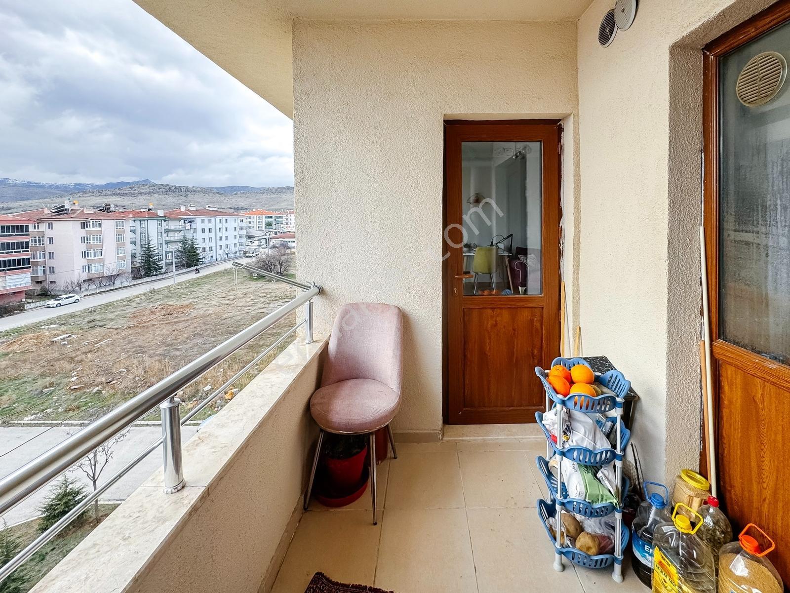 Kanlıca Toki'de Satılık 3+1 Ebeveyn Banyolu Daire — fotoğraf 9