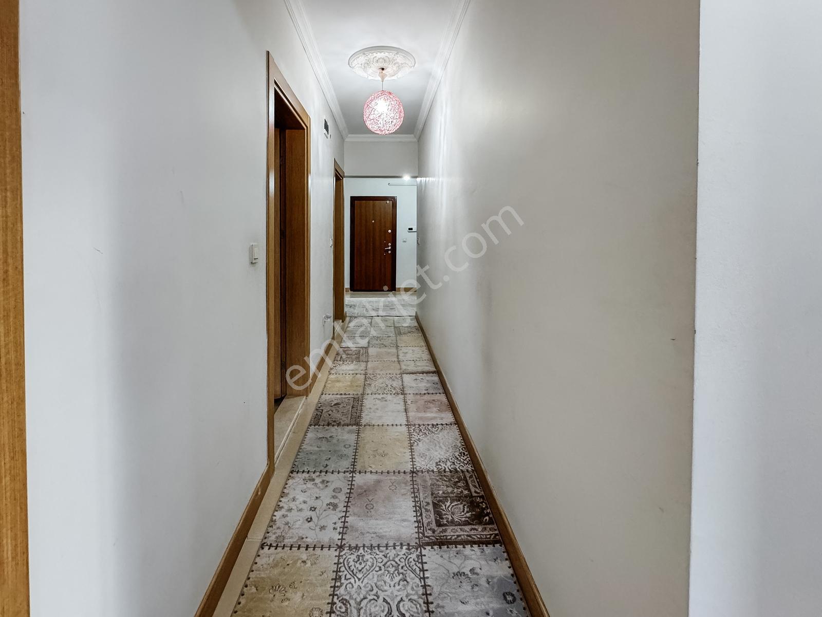 Kanlıca Toki'de Satılık 3+1 Ebeveyn Banyolu Daire — fotoğraf 23