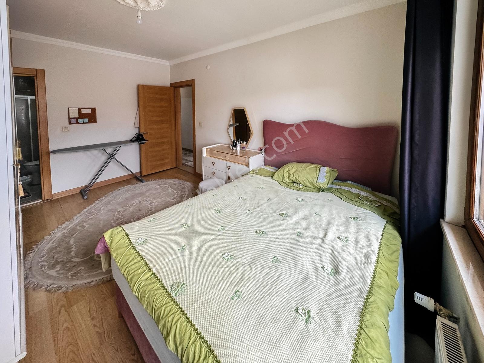 Kanlıca Toki'de Satılık 3+1 Ebeveyn Banyolu Daire — fotoğraf 35