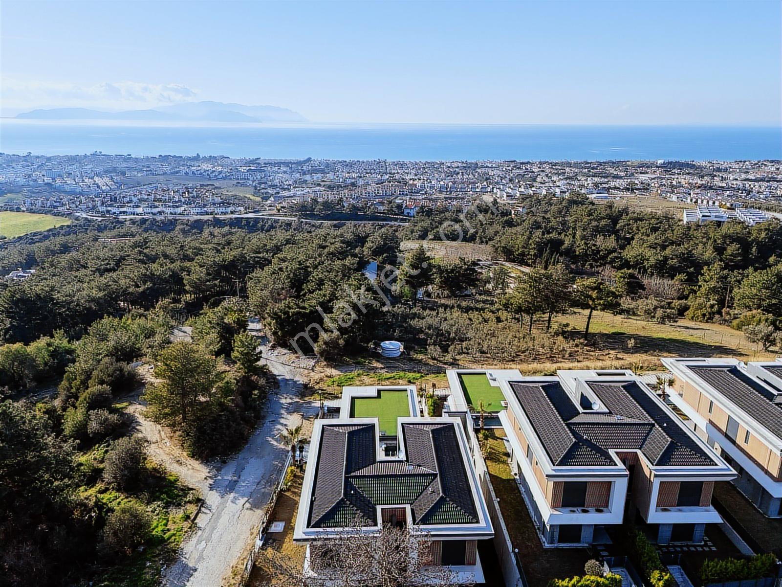 Kuşadası Soğucak'ta Deniz Manzaralı Yanyana 2 Villa Şok Fiyata — fotoğraf 6