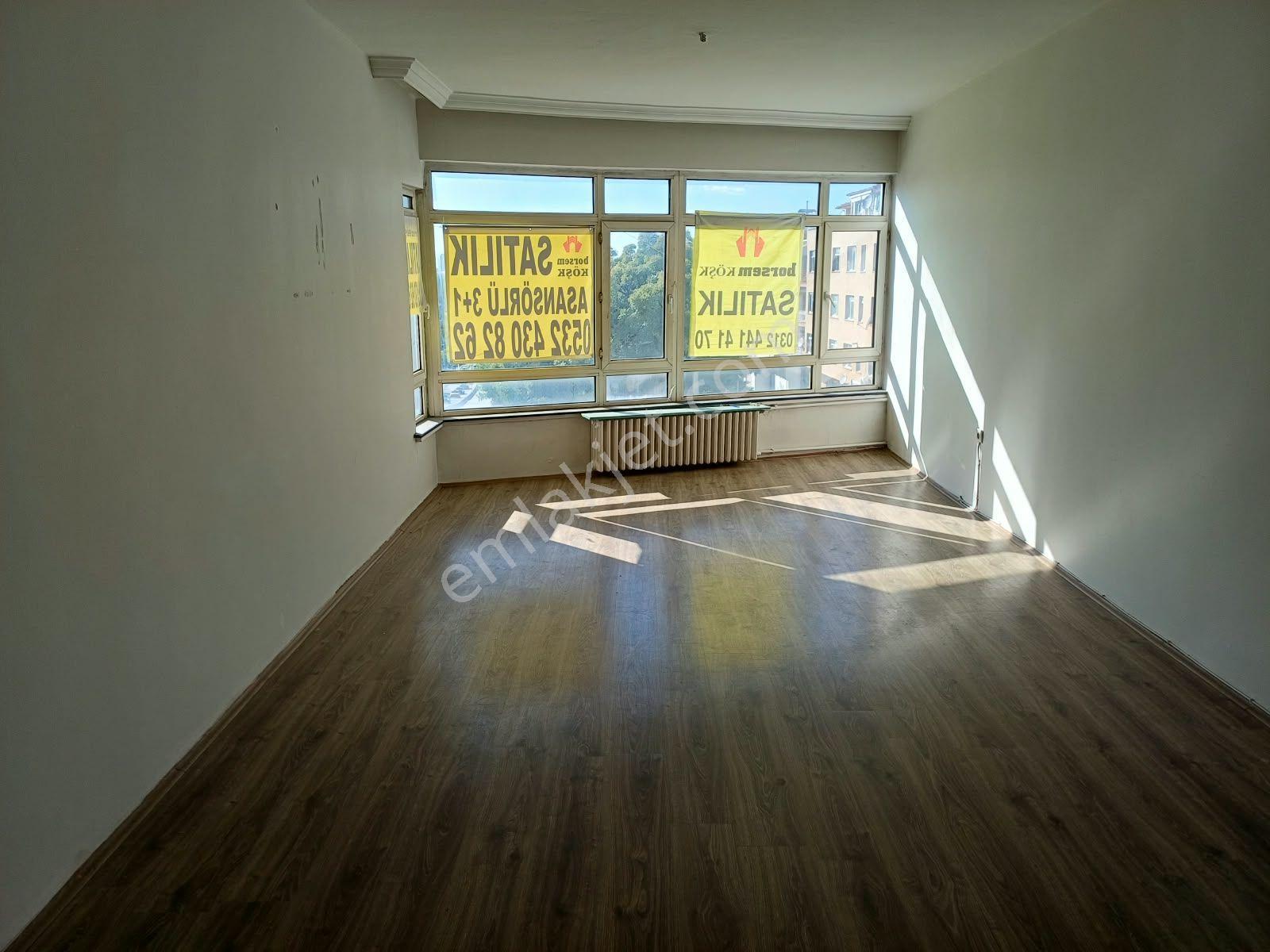 Hoşdere Caddesinde Yukarı Ayrancı Ön Cephe Katta Asansörlü Manzaralı 3+1 Satılık Daire — fotoğraf 9