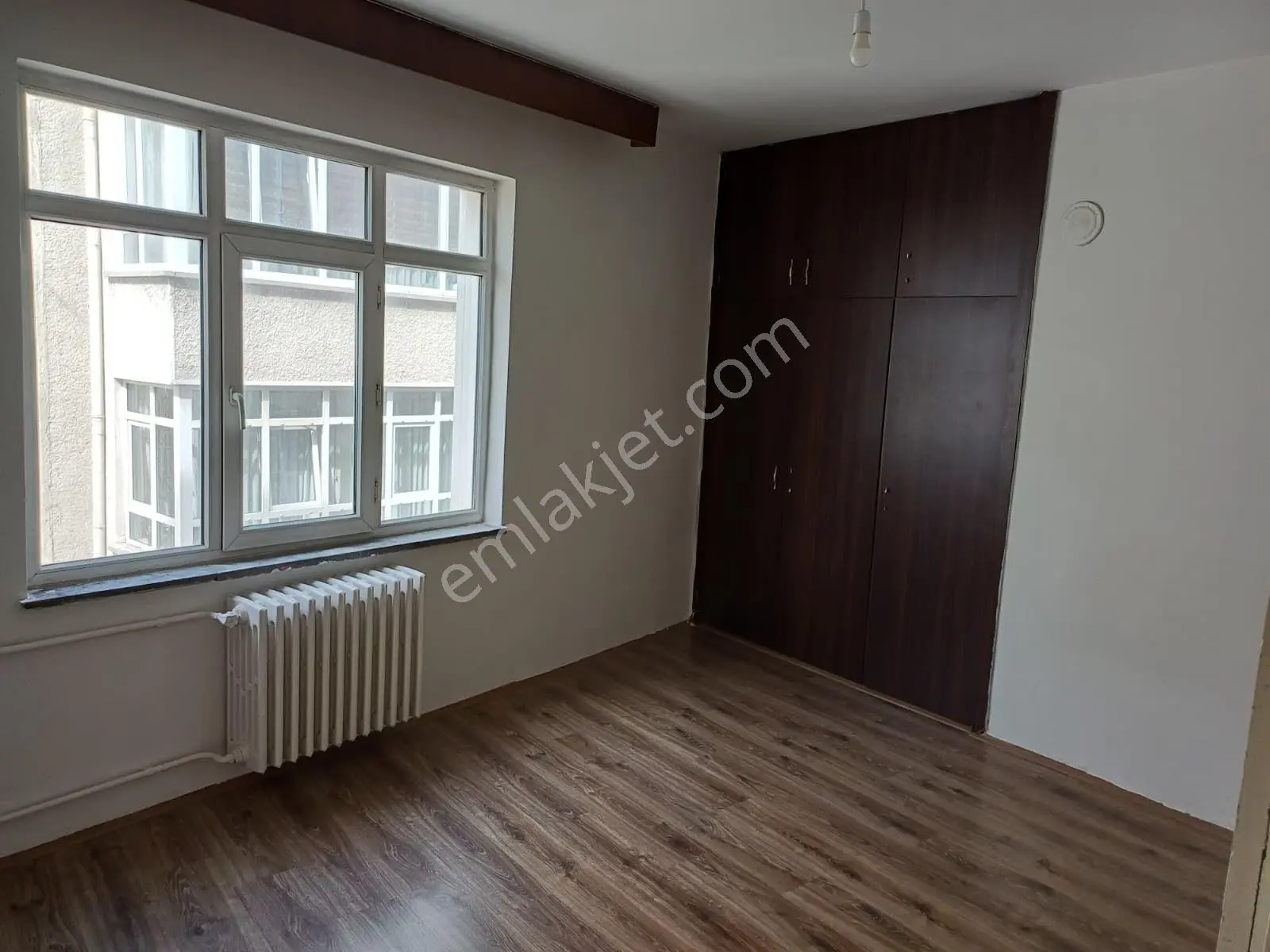 Hoşdere Caddesinde Yukarı Ayrancı Ön Cephe Katta Asansörlü Manzaralı 3+1 Satılık Daire — fotoğraf 24