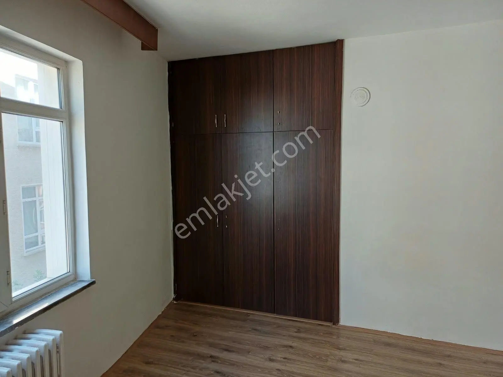 Hoşdere Caddesinde Yukarı Ayrancı Ön Cephe Katta Asansörlü Manzaralı 3+1 Satılık Daire — fotoğraf 26