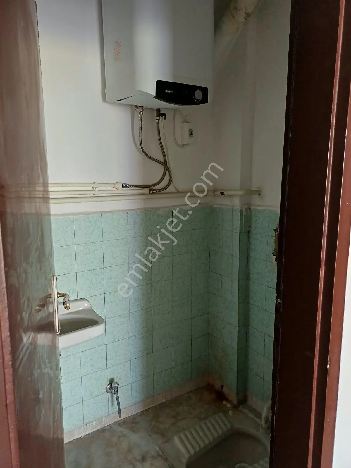 Hoşdere Caddesinde Yukarı Ayrancı Ön Cephe Katta Asansörlü Manzaralı 3+1 Satılık Daire — fotoğraf 39