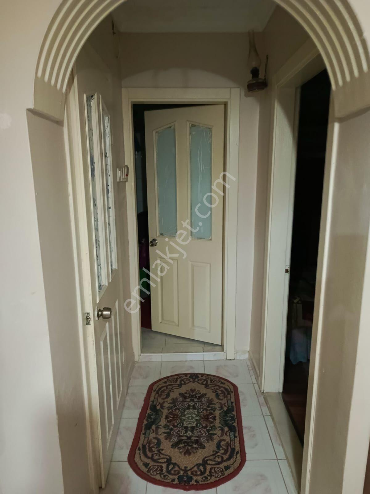 Mudanya Eğitim Mah.de Satılık Daire Merkezde Düzayak 2+1 Asansör Yok 1.kat Çay Bahçeleri Yanında — fotoğraf 9