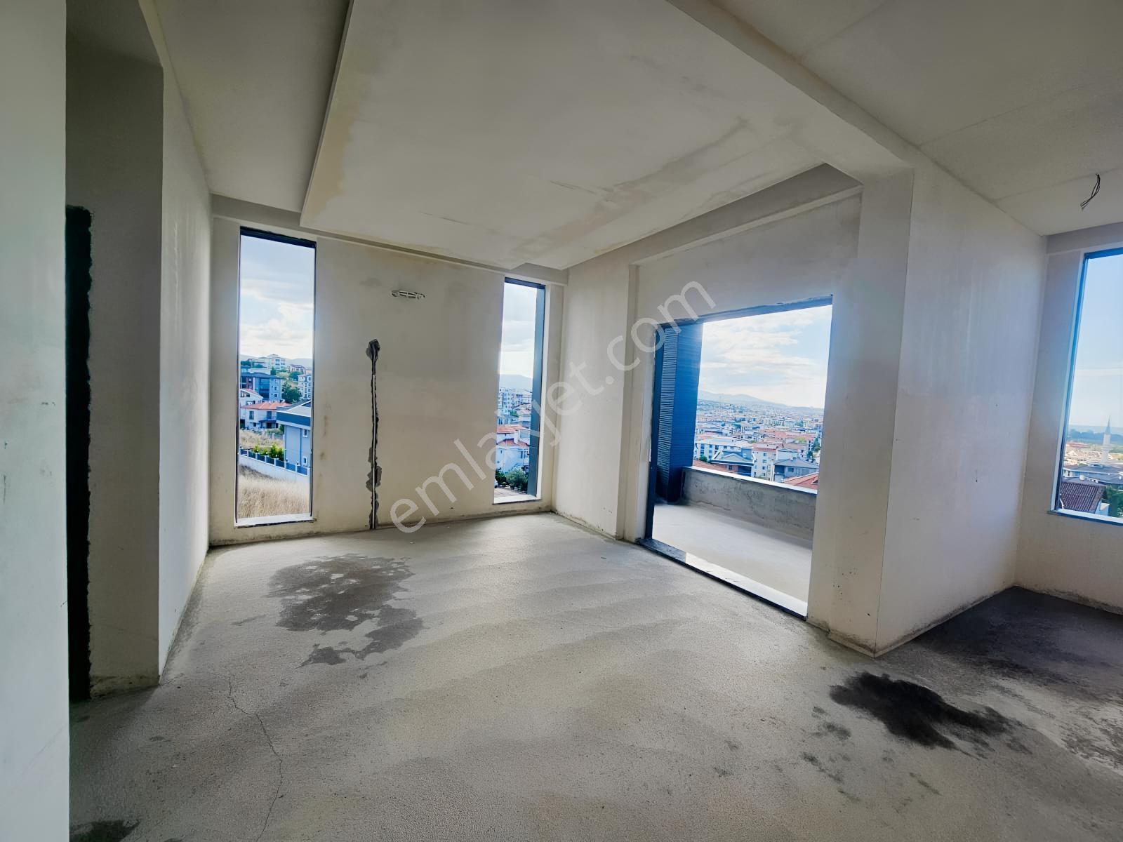 Çiftlikköyde Deniz Manzaralı 5+1 Lüks Havuzlu Saunalı Villa — fotoğraf 23