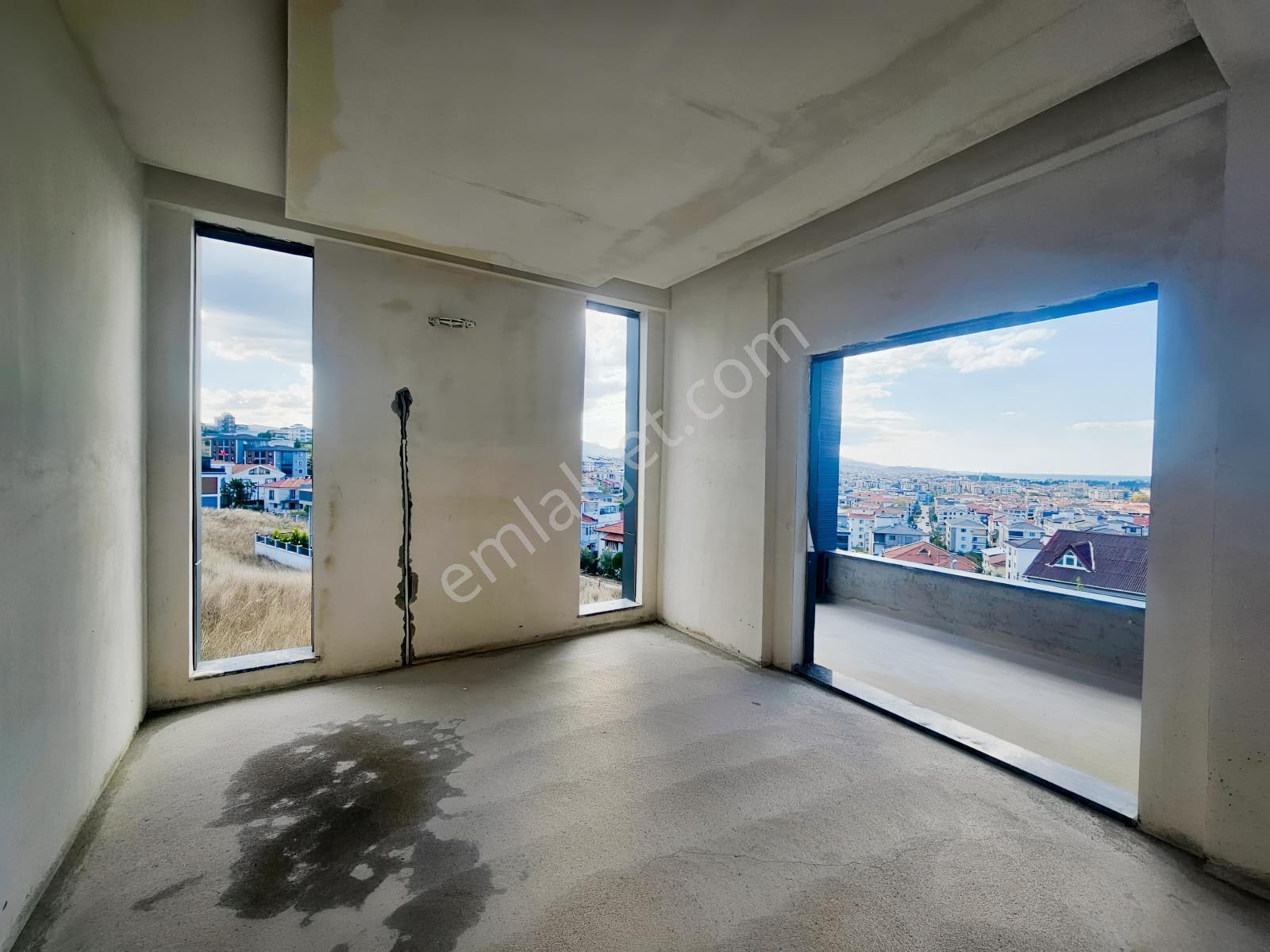 Çiftlikköyde Deniz Manzaralı 5+1 Lüks Havuzlu Saunalı Villa — fotoğraf 26