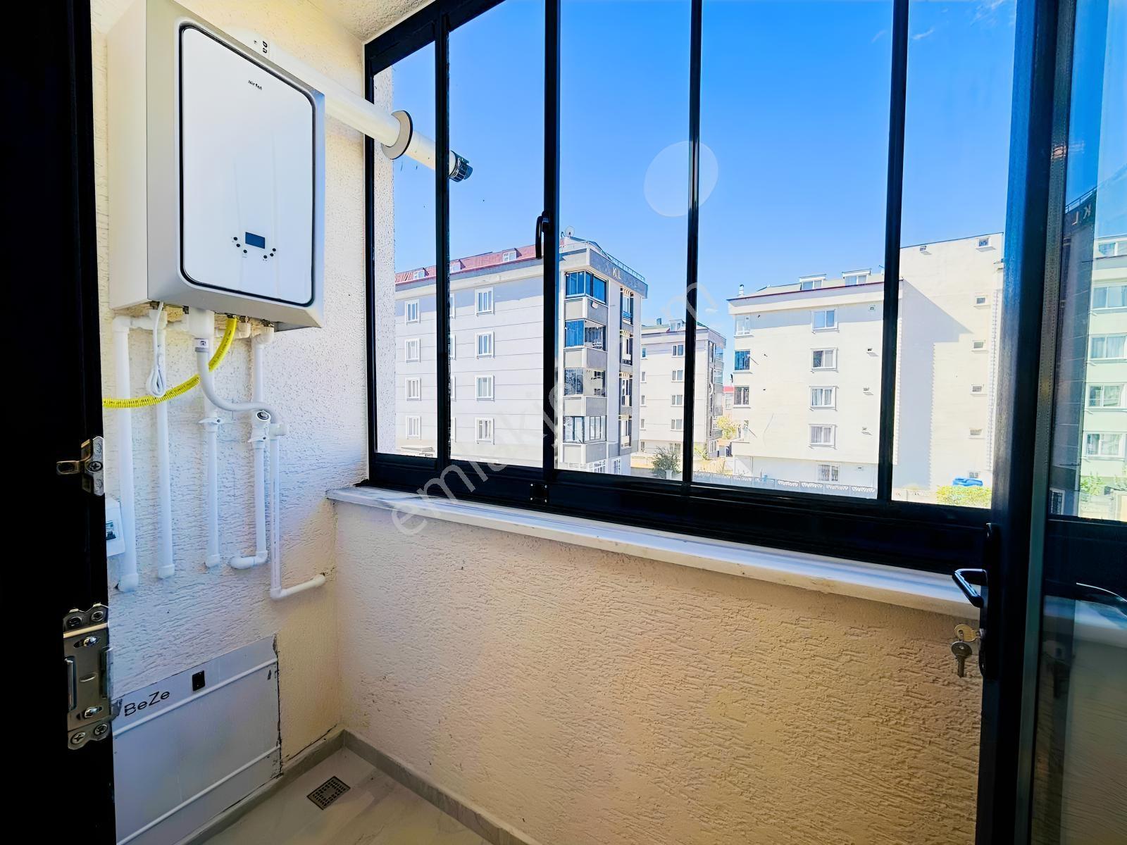 Güven'den Emsalsiz Kombi Ankastre Kapalı Cam Balkon Takılı 2+0 — fotoğraf 7