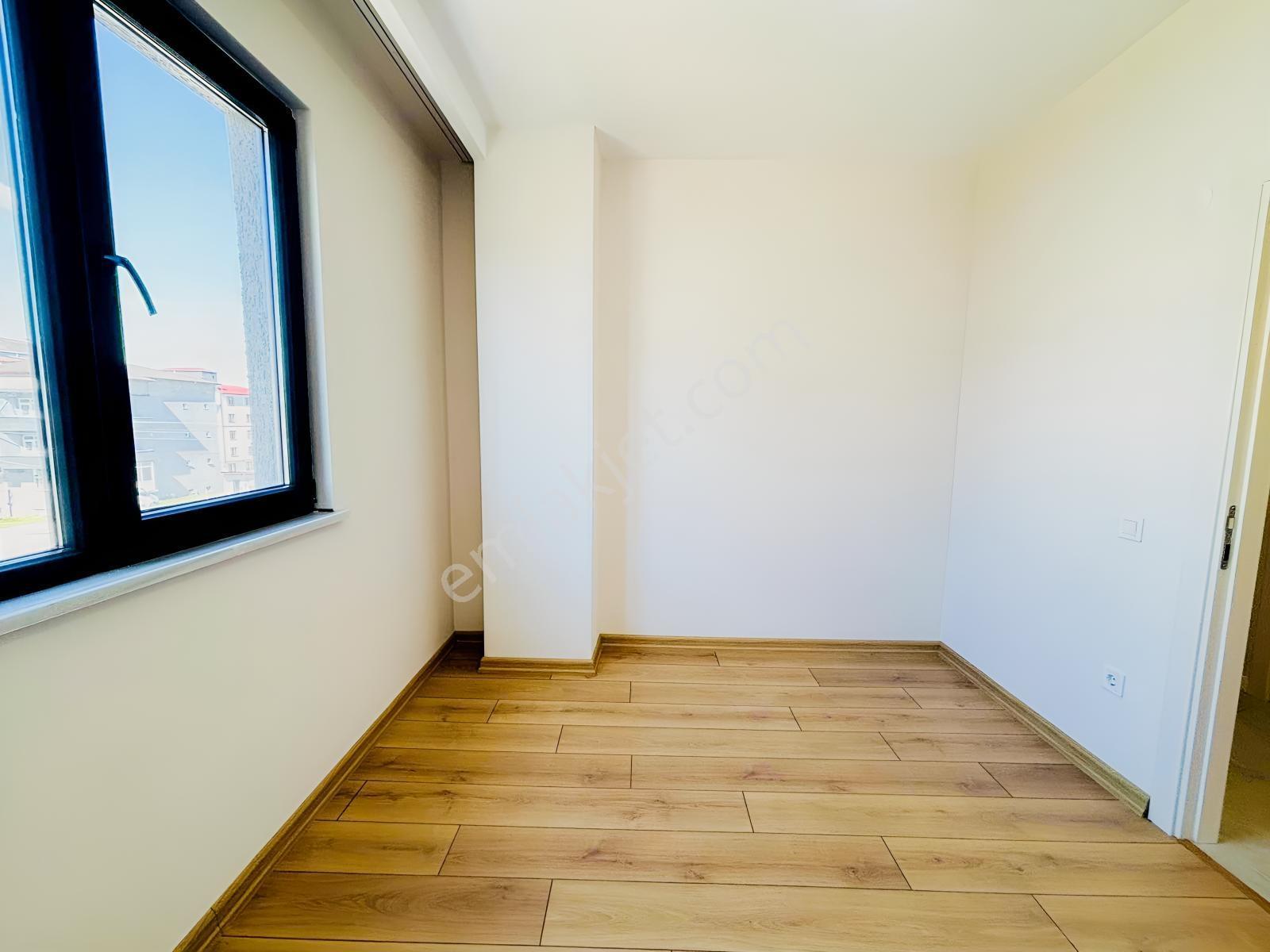 Güven'den Emsalsiz Kombi Ankastre Kapalı Cam Balkon Takılı 2+0 — fotoğraf 10