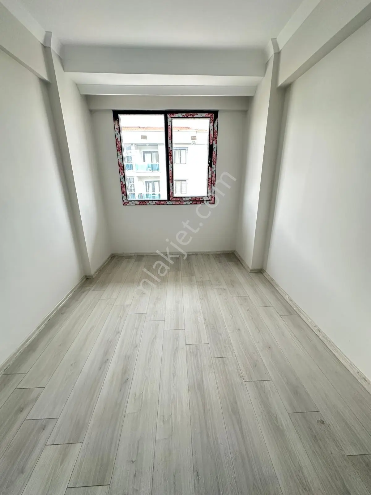 Zeki Emlak'tan Muradiye'de Satılık 2+1 Kapalı Mutfak Sıfır Daire — fotoğraf 7