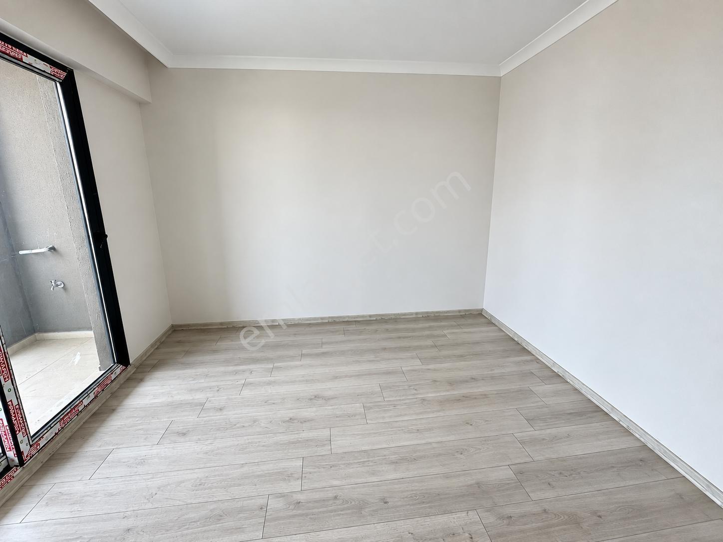 Zeki Emlak'tan Muradiye'de Satılık 2+1 Kapalı Mutfak Sıfır Daire — fotoğraf 11