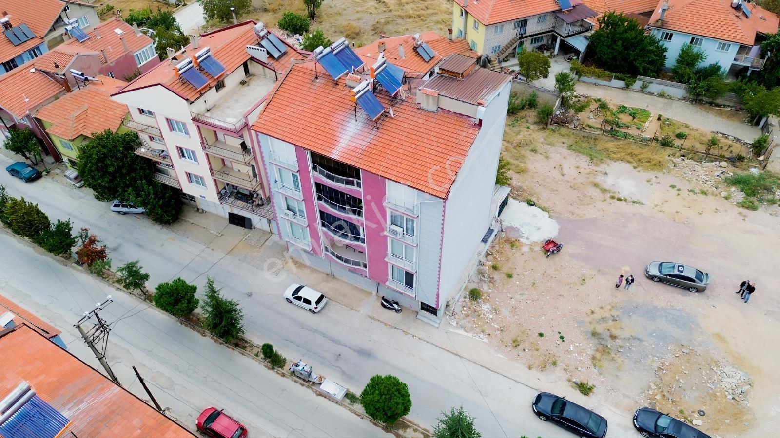 Eşme Üç Eylül Mah. Atatürk Bulvarı Üzeri 160 M² 3+1 Süper Lüks D — fotoğraf 4