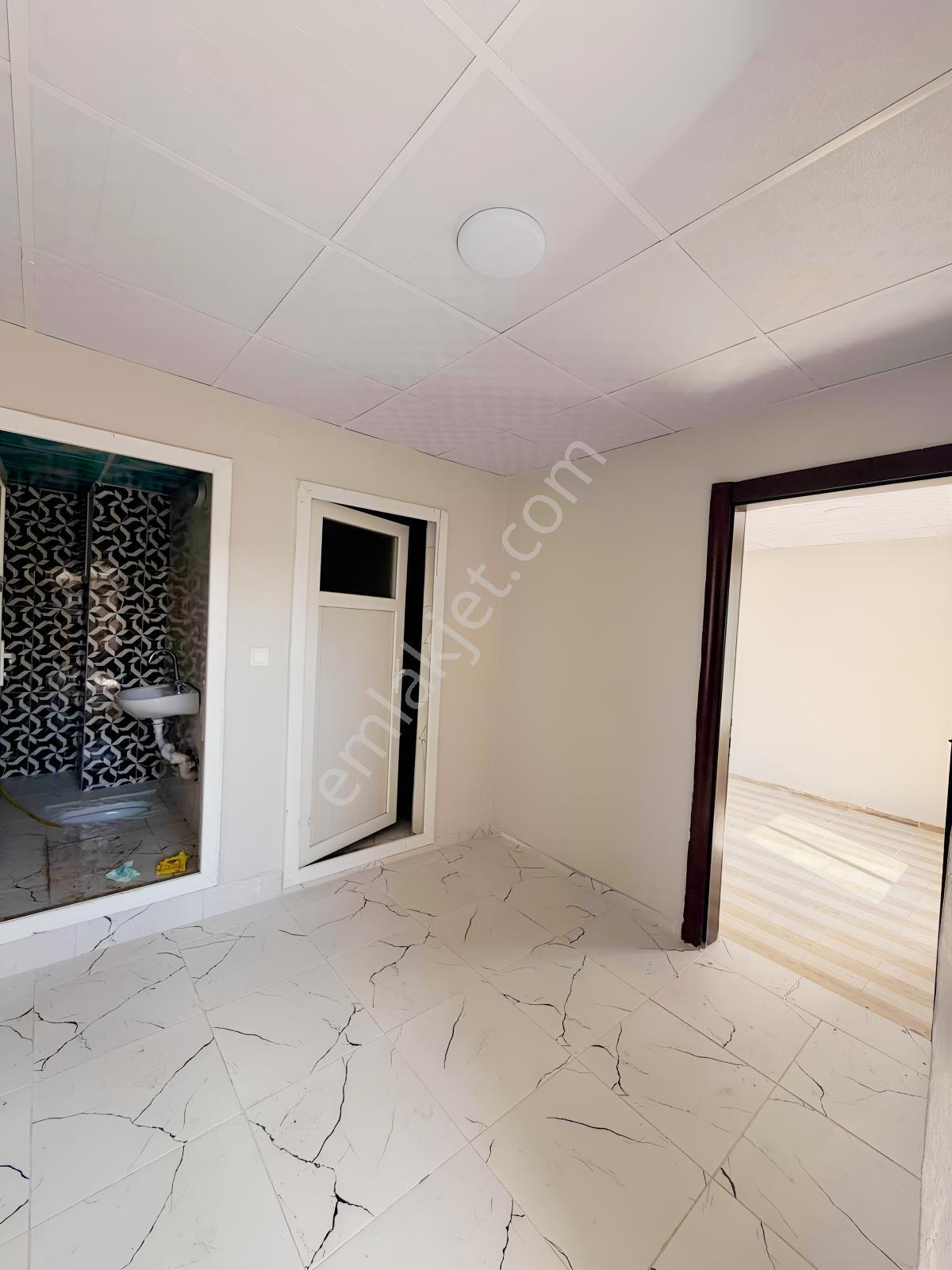 Aziz Emlak Arpaçsakarlarda 204 M² Arsa İçinde 2 Kat Satılk Ev — fotoğraf 3