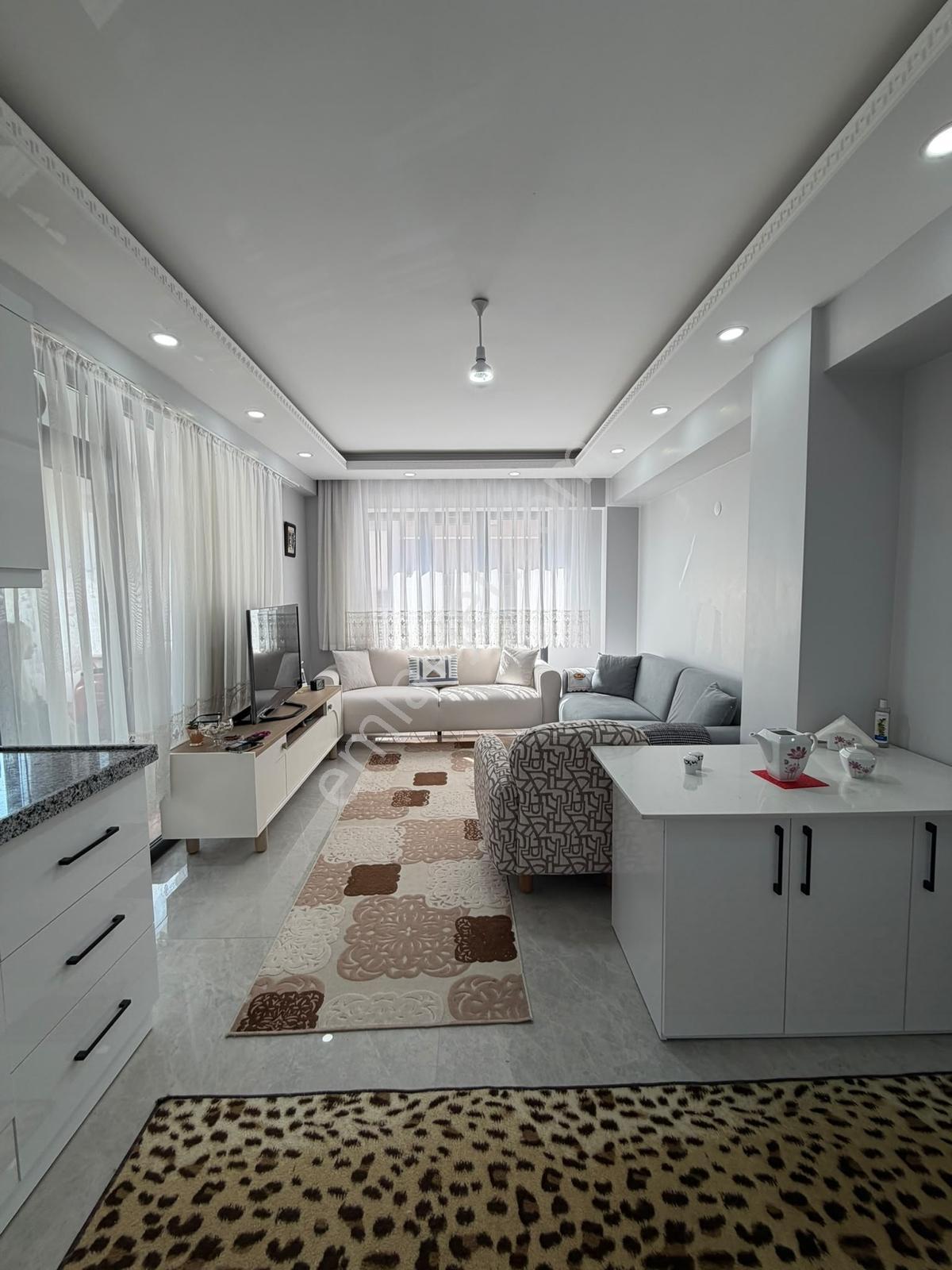 Bandırma Mavi Emlaktan 1+1 Yüksek Giriş Lüks Satılık Daire — fotoğraf 8