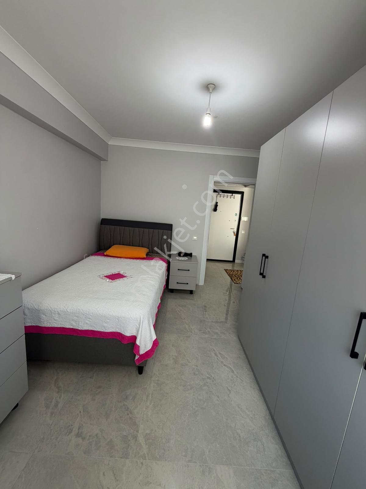 Bandırma Mavi Emlaktan 1+1 Yüksek Giriş Lüks Satılık Daire — fotoğraf 20