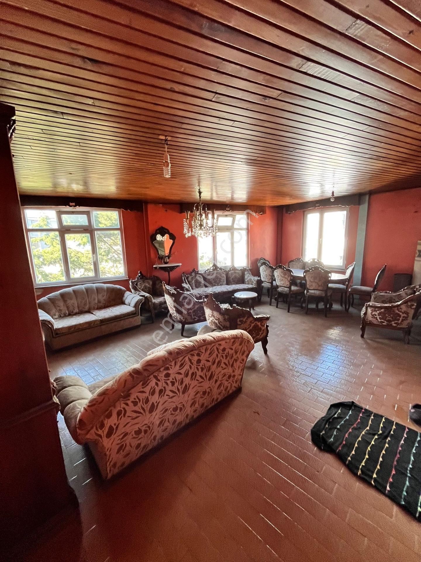 Tarihi Yarımada’da Yüksek Getirili | Turistik Deniz Gören Satılık Komple Bina — fotoğraf 6