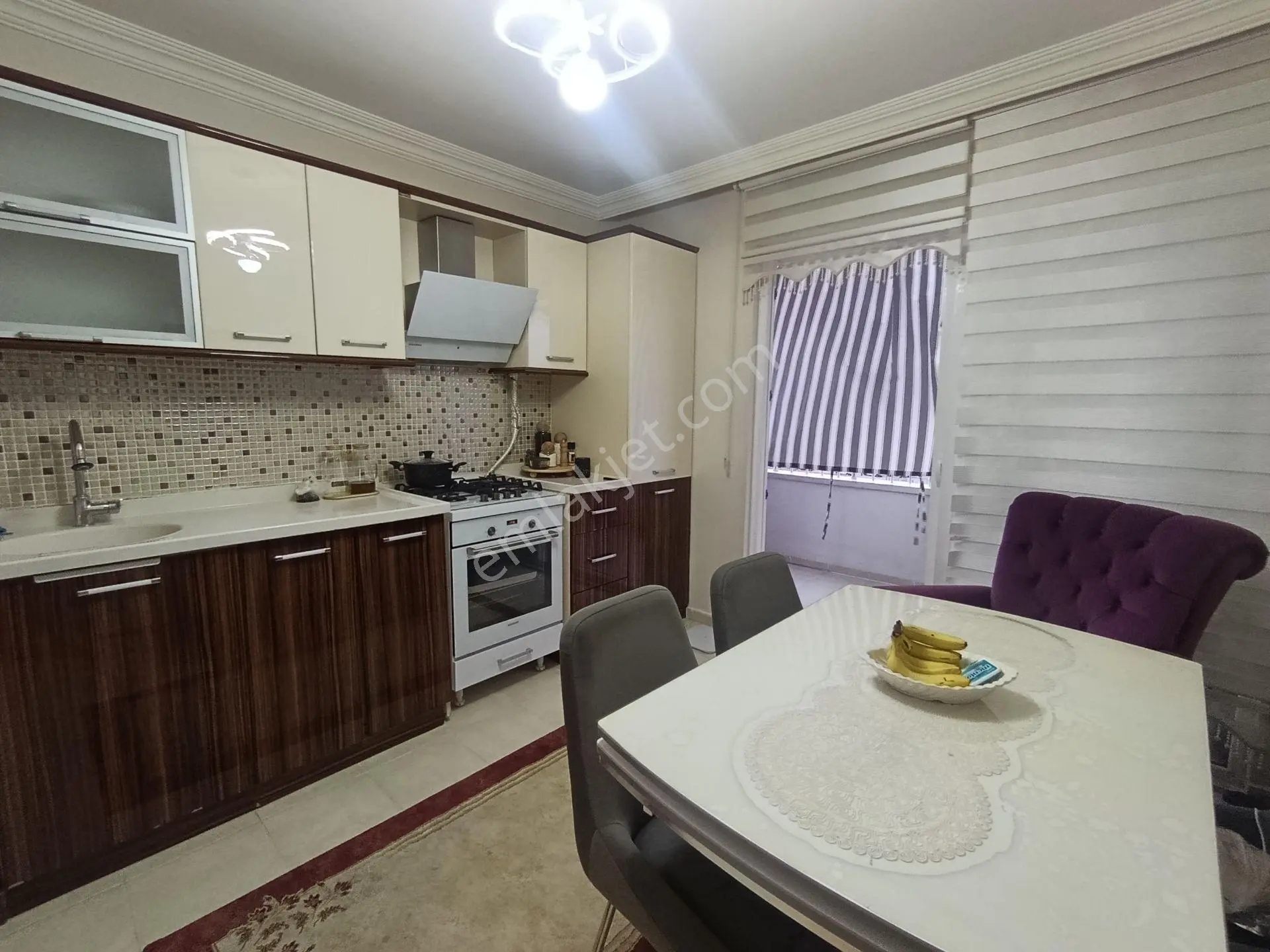 Altınşehir Mahallesi'nde Satılık 3+1 Şehir Manzaralı Daire — fotoğraf 3