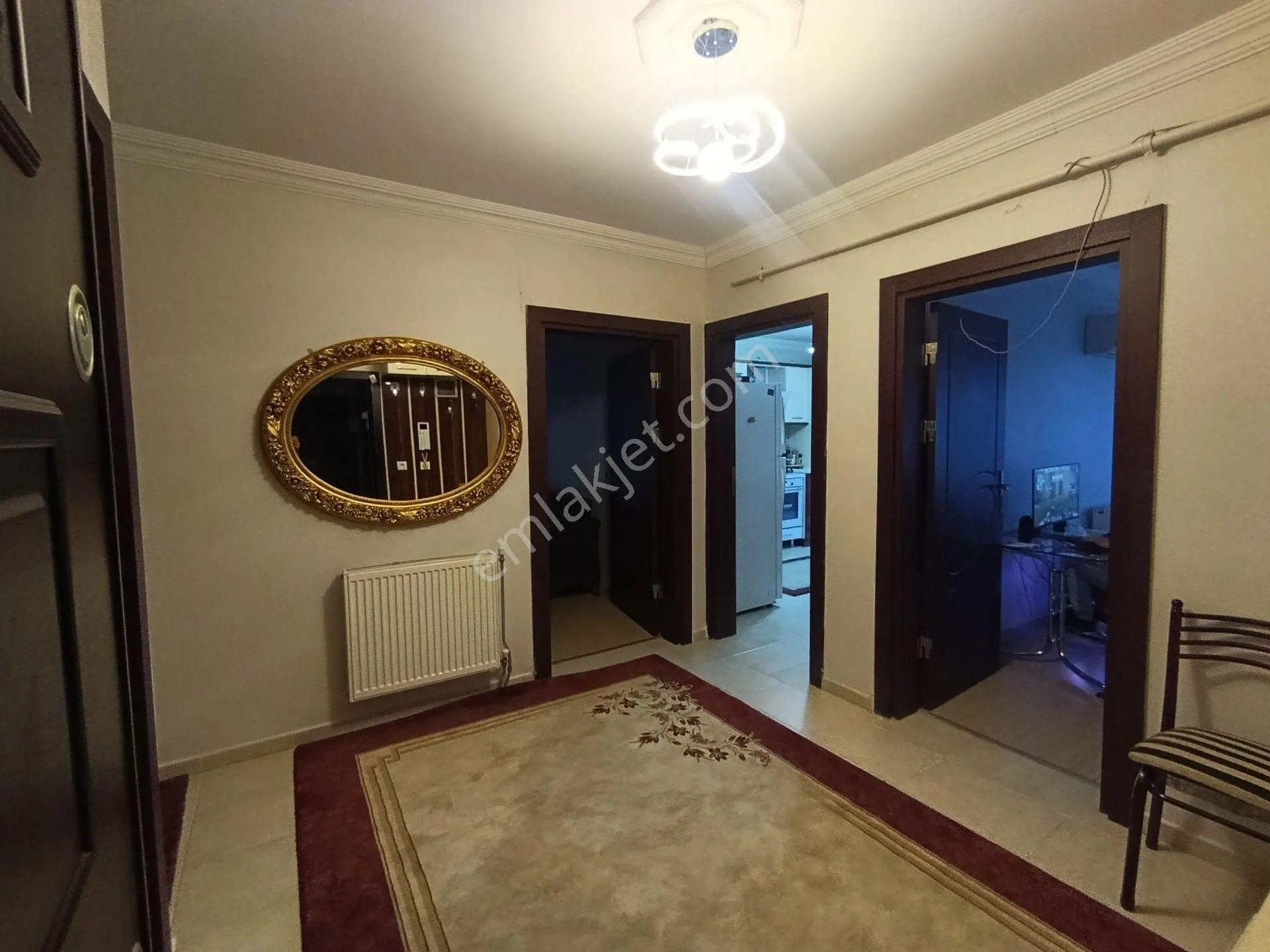 Altınşehir Mahallesi'nde Satılık 3+1 Şehir Manzaralı Daire — fotoğraf 4