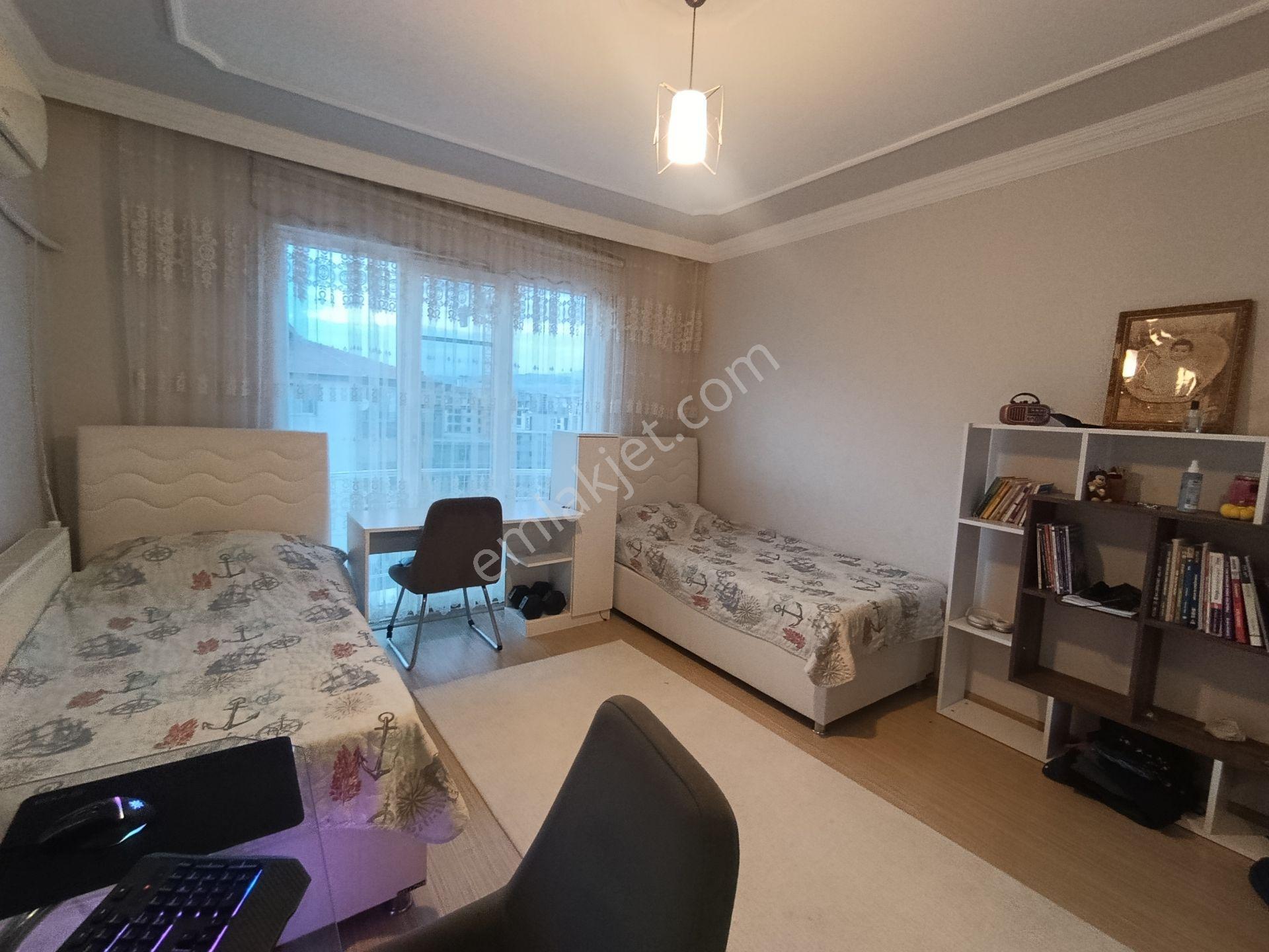 Altınşehir Mahallesi'nde Satılık 3+1 Şehir Manzaralı Daire — fotoğraf 14