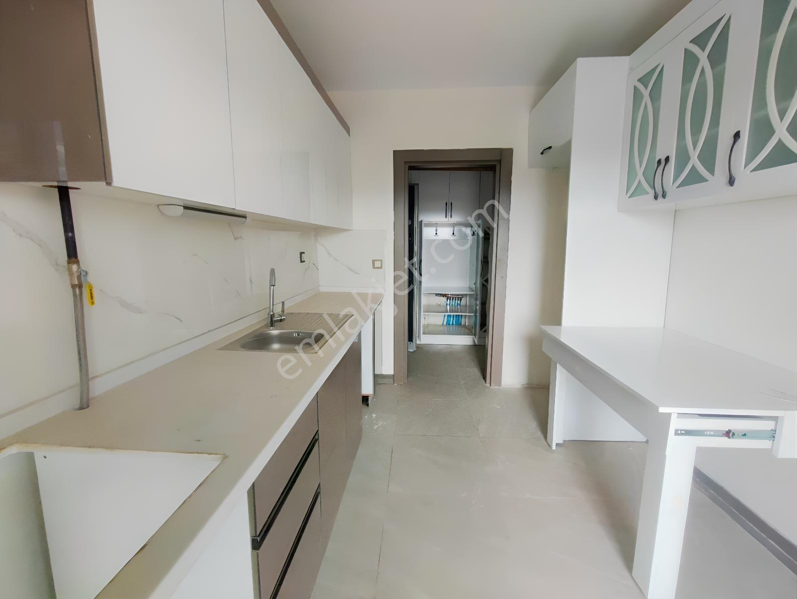 Oğlaklı Tokide Satılık 2+1 Daire — fotoğraf 8
