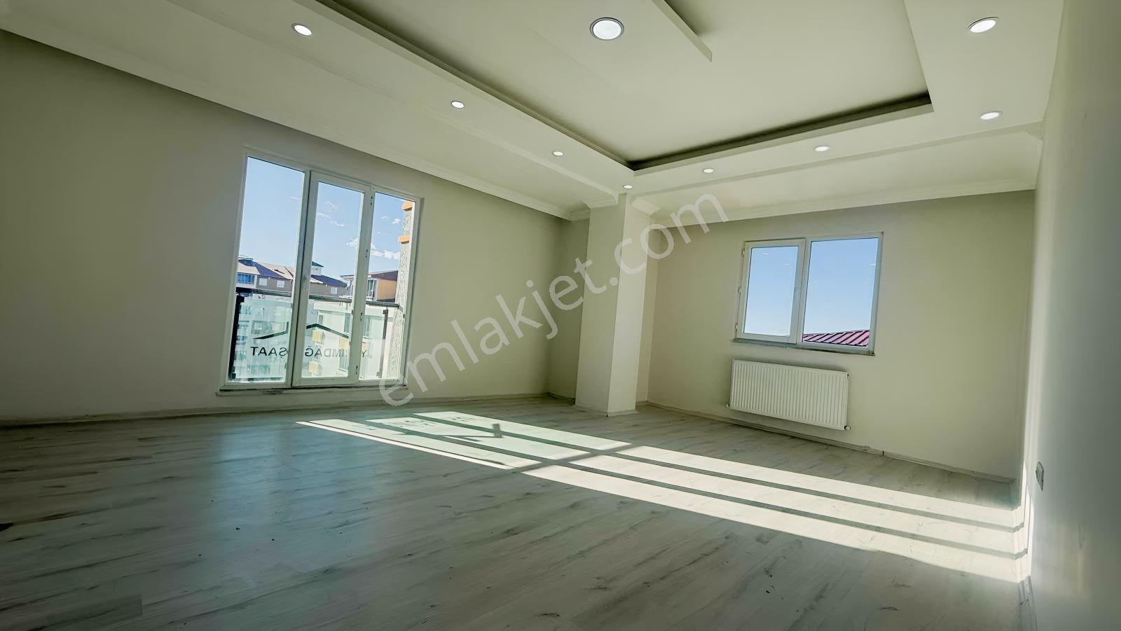 Emlak Kılavuzu'ndan Satılık Fırsat 3+1 Daire — fotoğraf 19