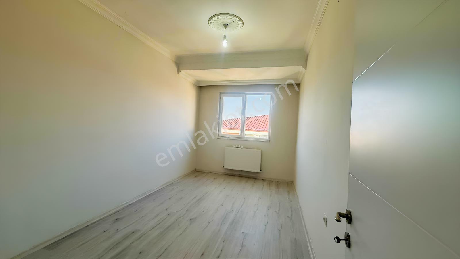 Emlak Kılavuzu'ndan Satılık Fırsat 3+1 Daire — fotoğraf 23