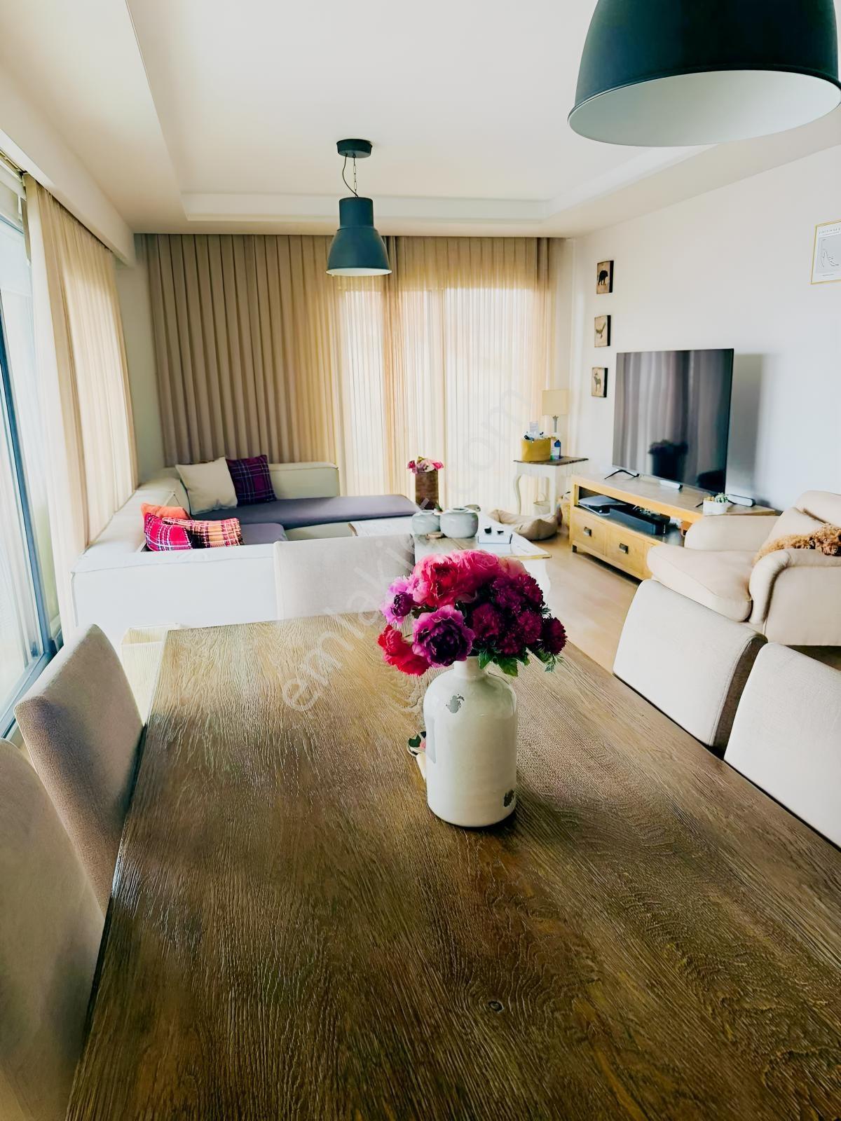 Olive Sarıyer Evleri'nde 4+1 Manzaralı Teraslı Satılık Daire — fotoğraf 21