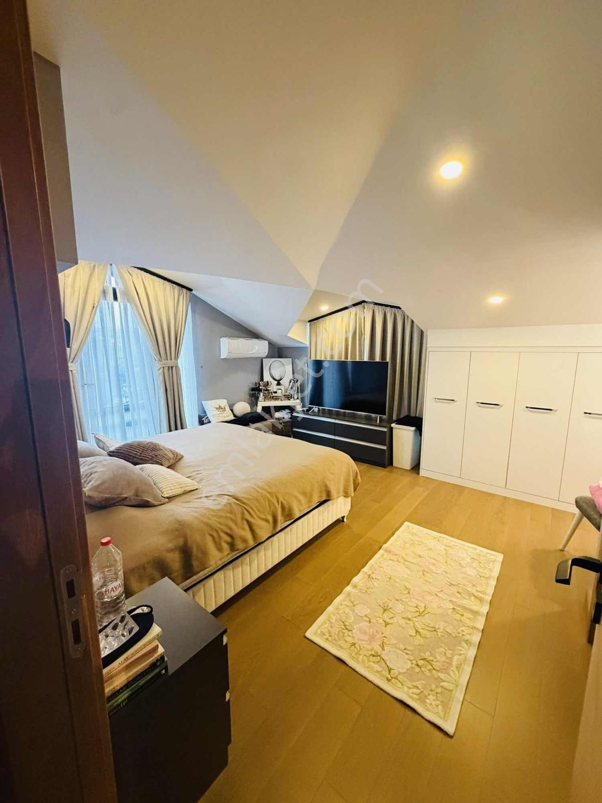 Olive Sarıyer Evleri'nde 4+1 Manzaralı Teraslı Satılık Daire — fotoğraf 29