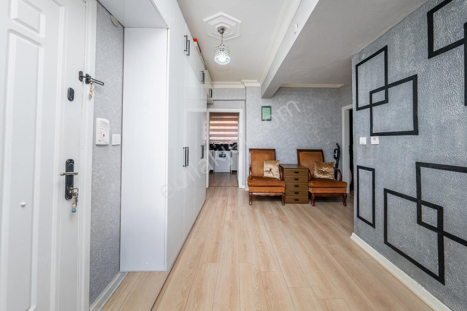 Soğanlı'da 22 Yıllık Binada 3.kat 2+1 90 M2 Şık Daire — fotoğraf 12